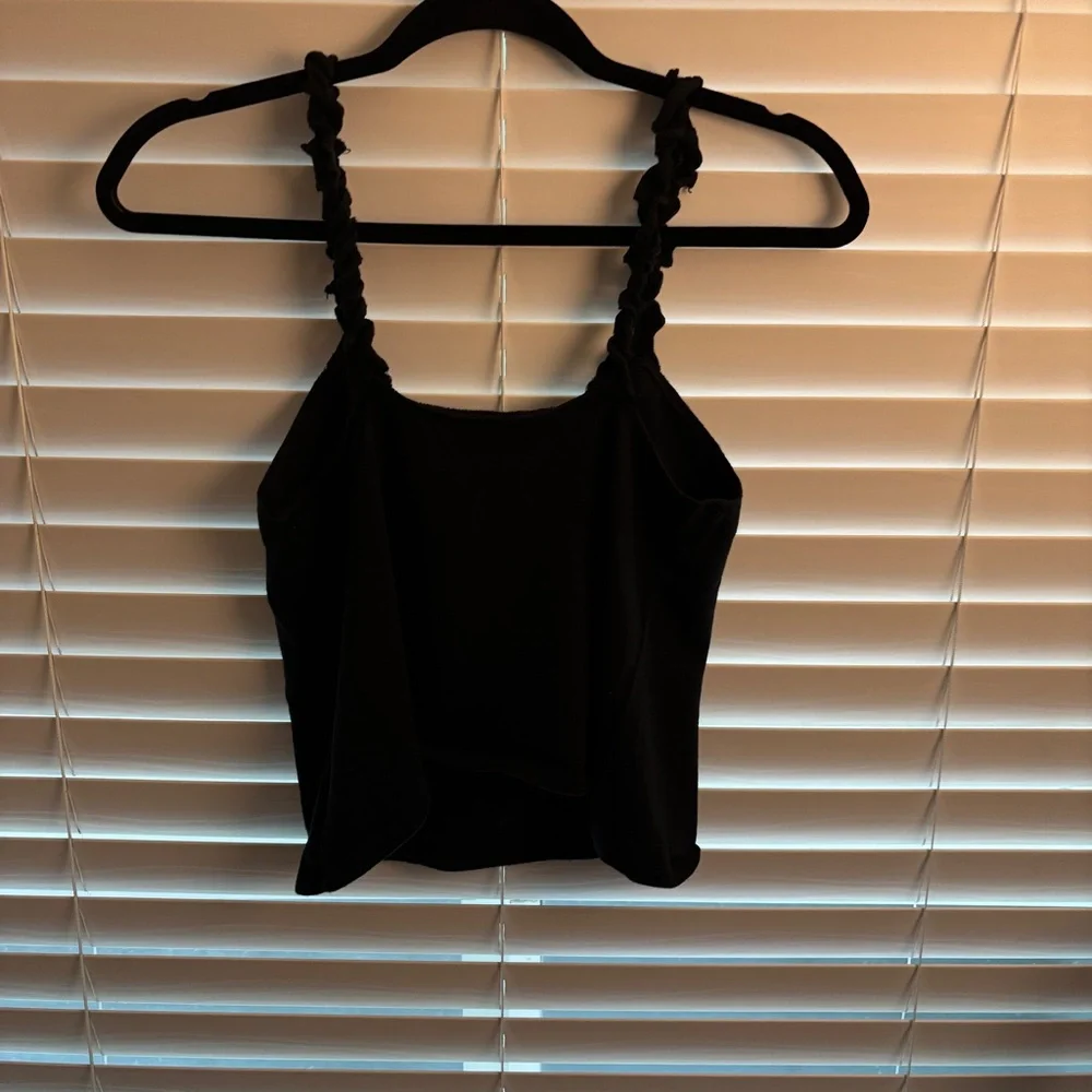 American Eagle Black Cropped Tank Top - Picture 2 of 6
